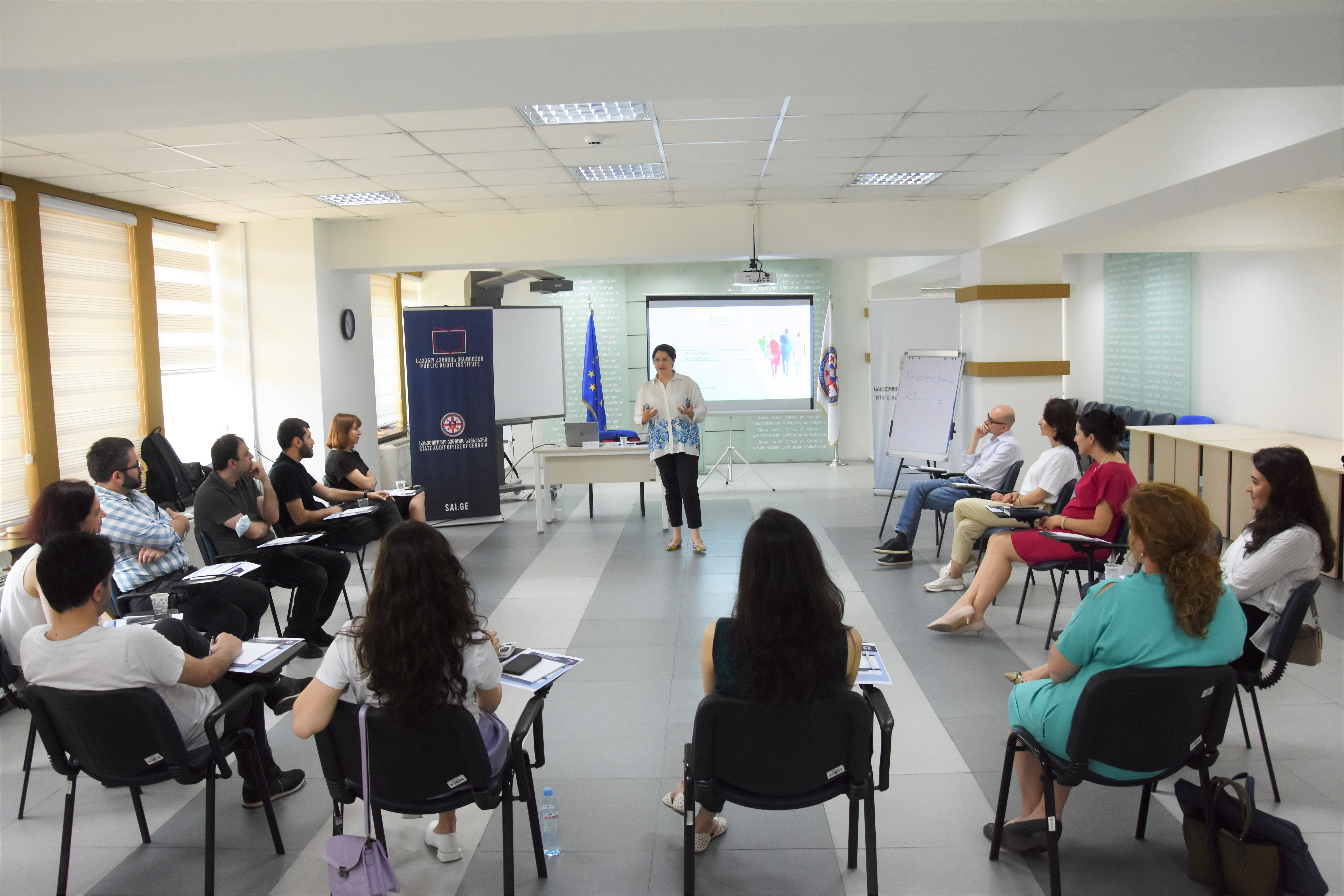 საჯარო აუდიტის ინსტიტუტში „პროექტების მართვის“ ტრენინგი მიმდინარეობს