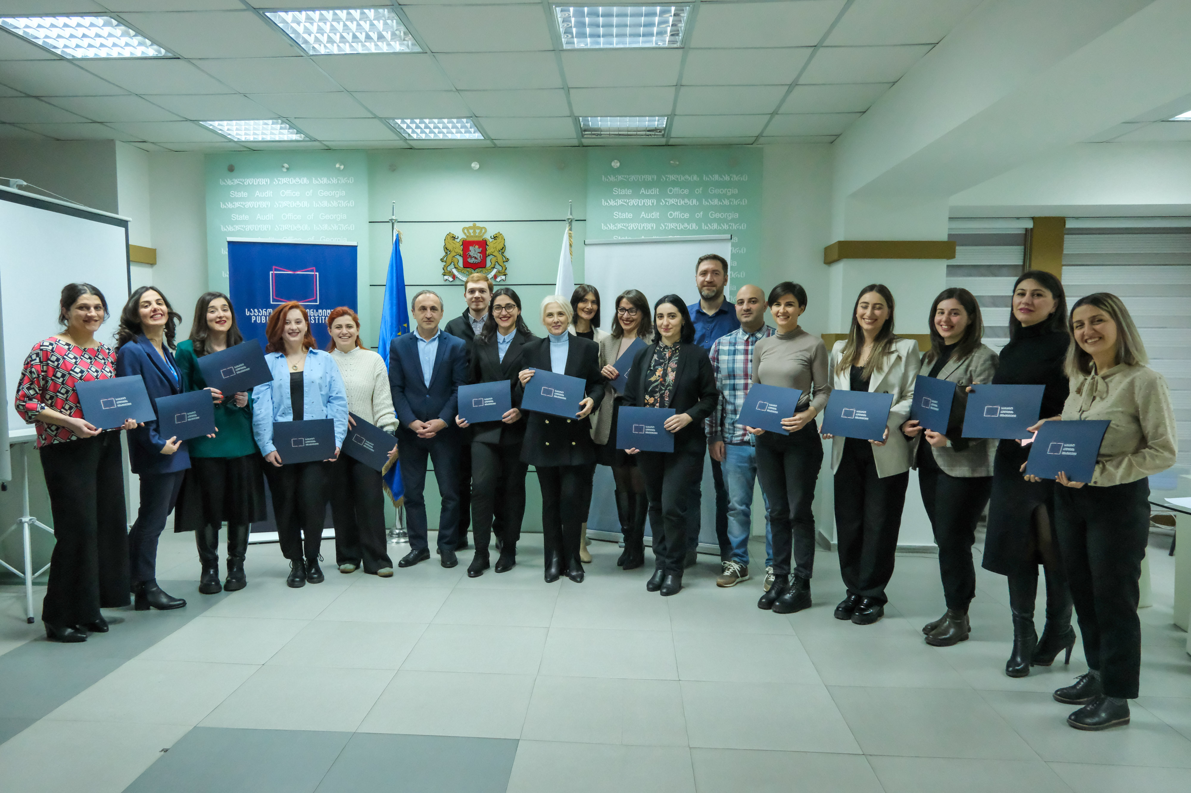 საჯარო სექტორის აუდიტორის სერტიფიკატი კიდევ 18-მა პირმა მიიღო